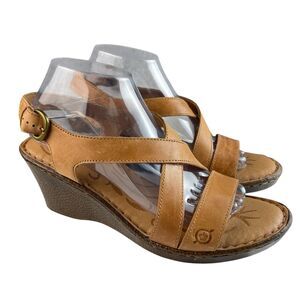 Born Women’s Wedge Sandals 10M Tan Leather Crisscross Ankle Strap Open Toe